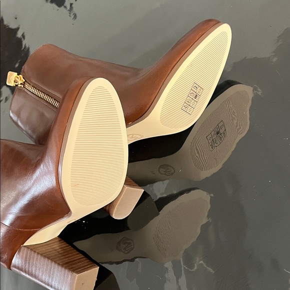 Michael Kors Tan Leather Ankle Booties - Picture 3 of 4
